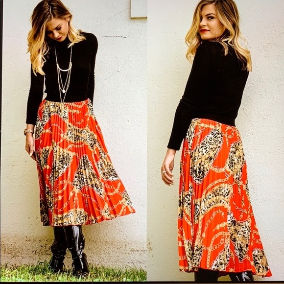 Red leopard accordion skirt - Picture 5 of 8